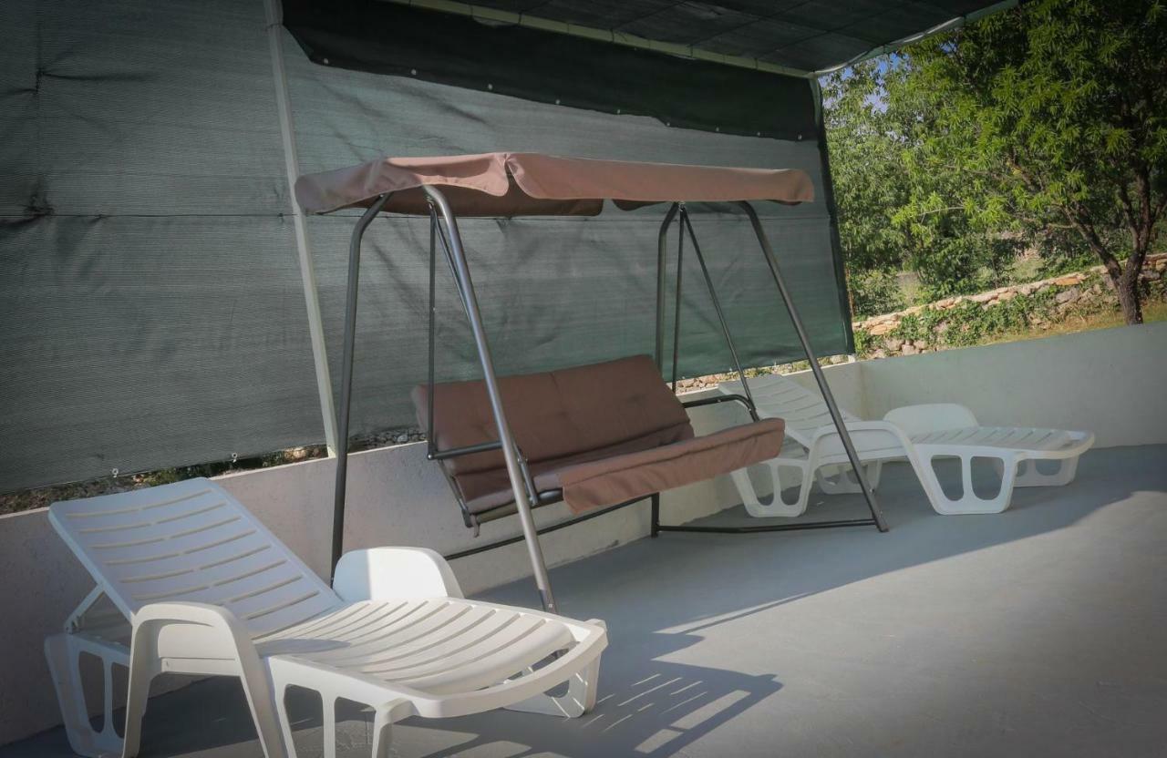Villa Baras Garden - House With Pool Mirce Exterior foto